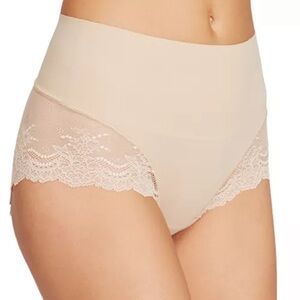 SPANX Undie-tectable Lace Hi-Hipster Panties size M